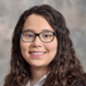 Meet your Posher, Mireya